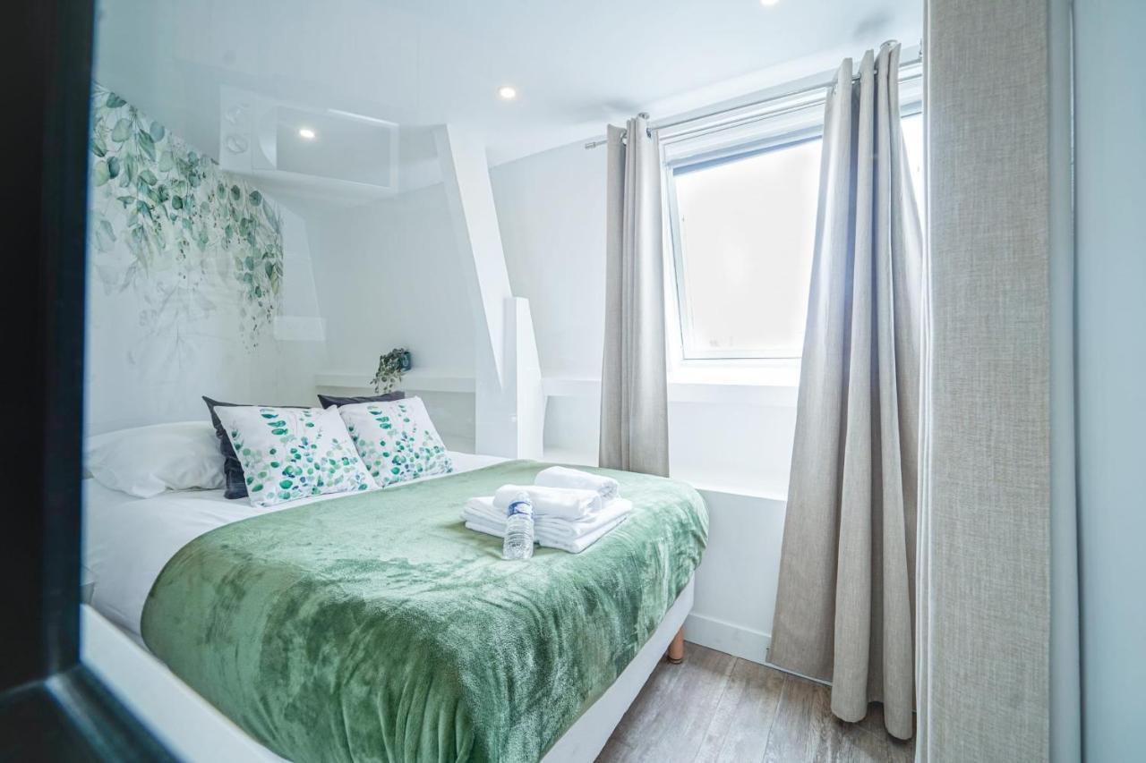Parisian Flat With Eiffel Tower View Apartman Kültér fotó